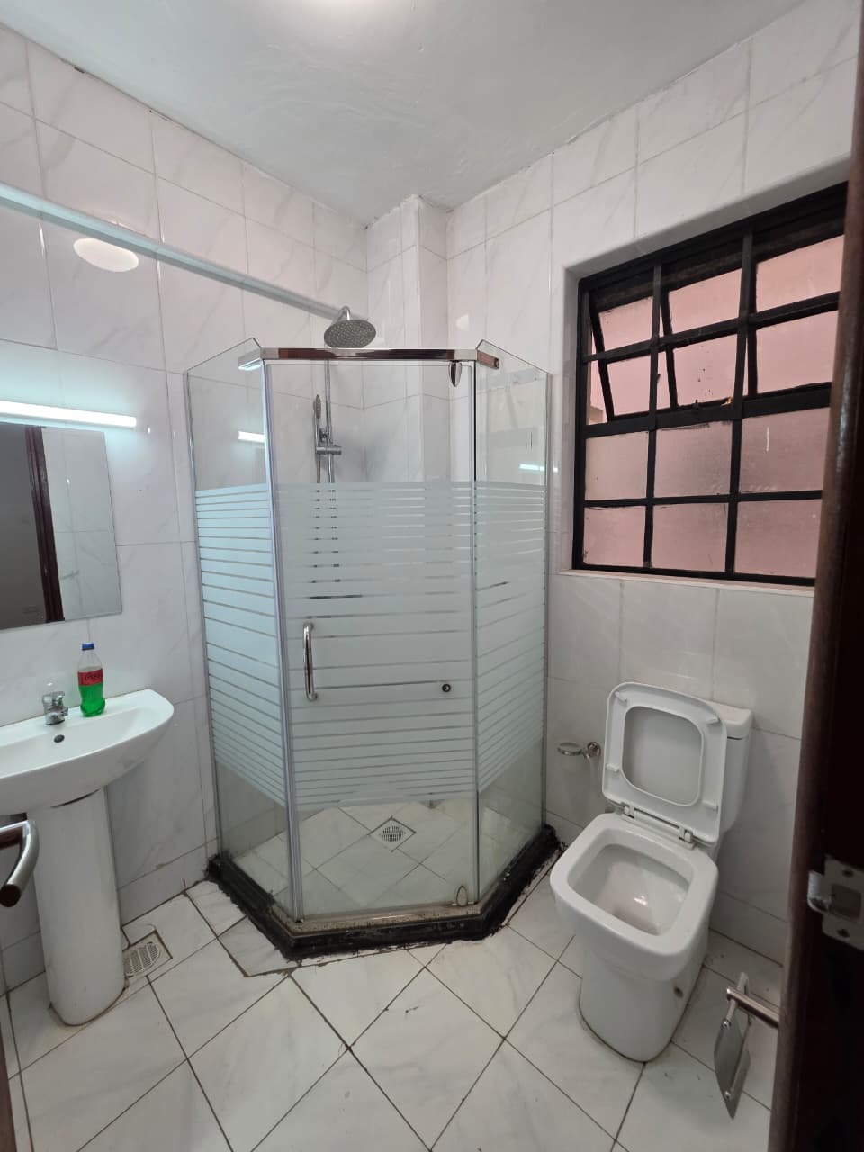 Grand Oyster 5 Grand Oyster Apartment Located along Gatundu Road