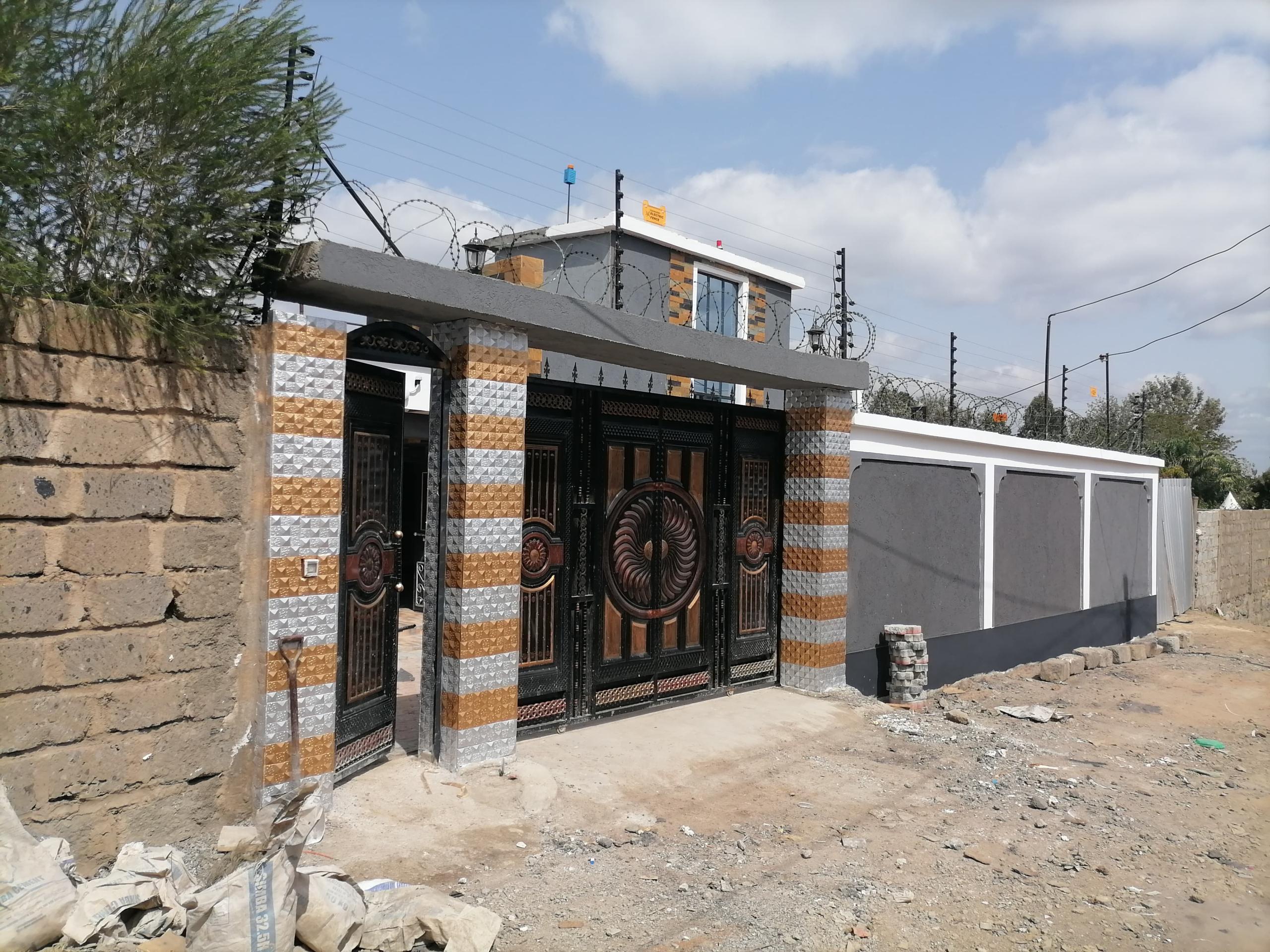 4br maisonette for sale in Kenyatta rd