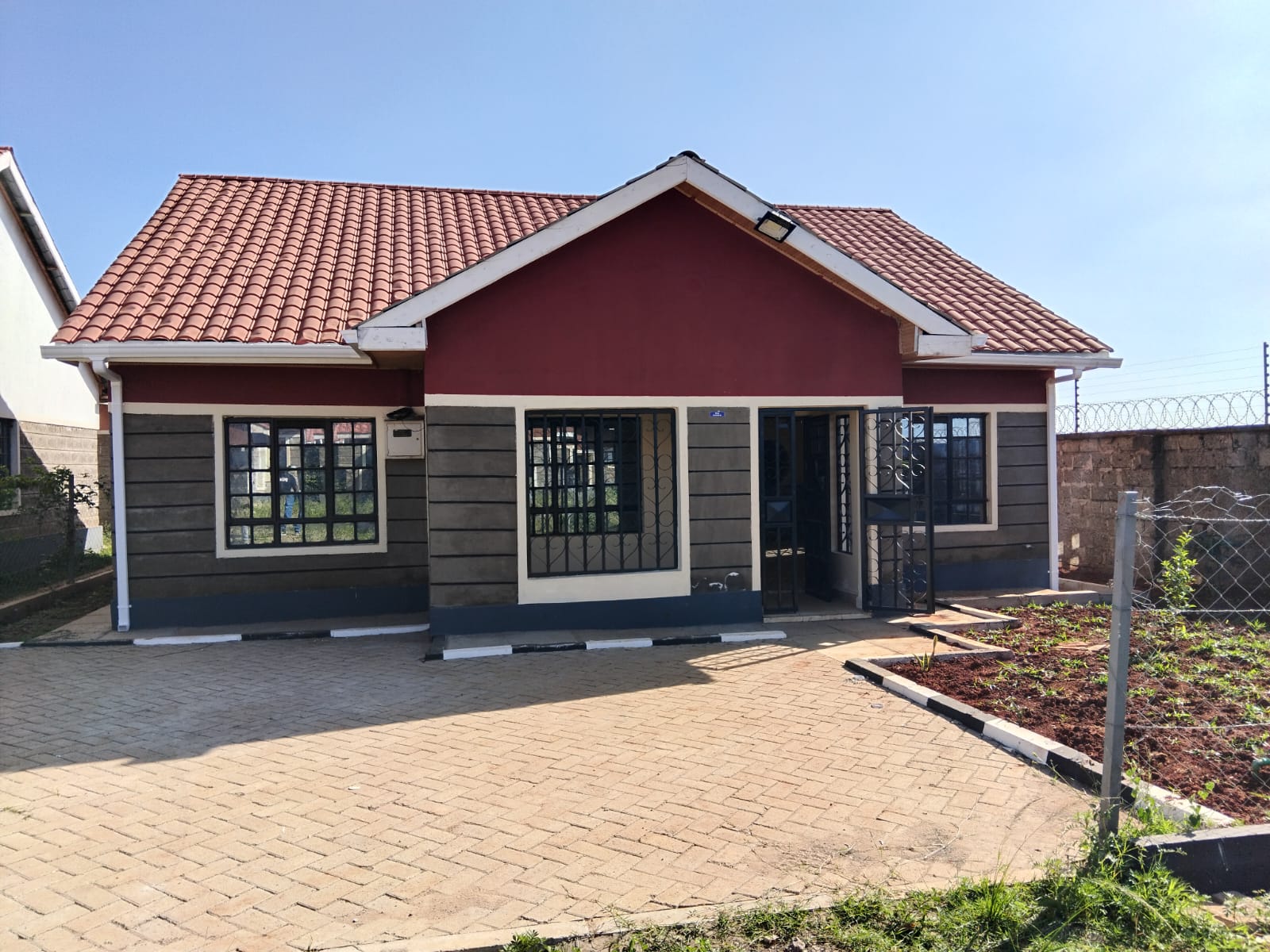 3br bungalow to let in Juja
