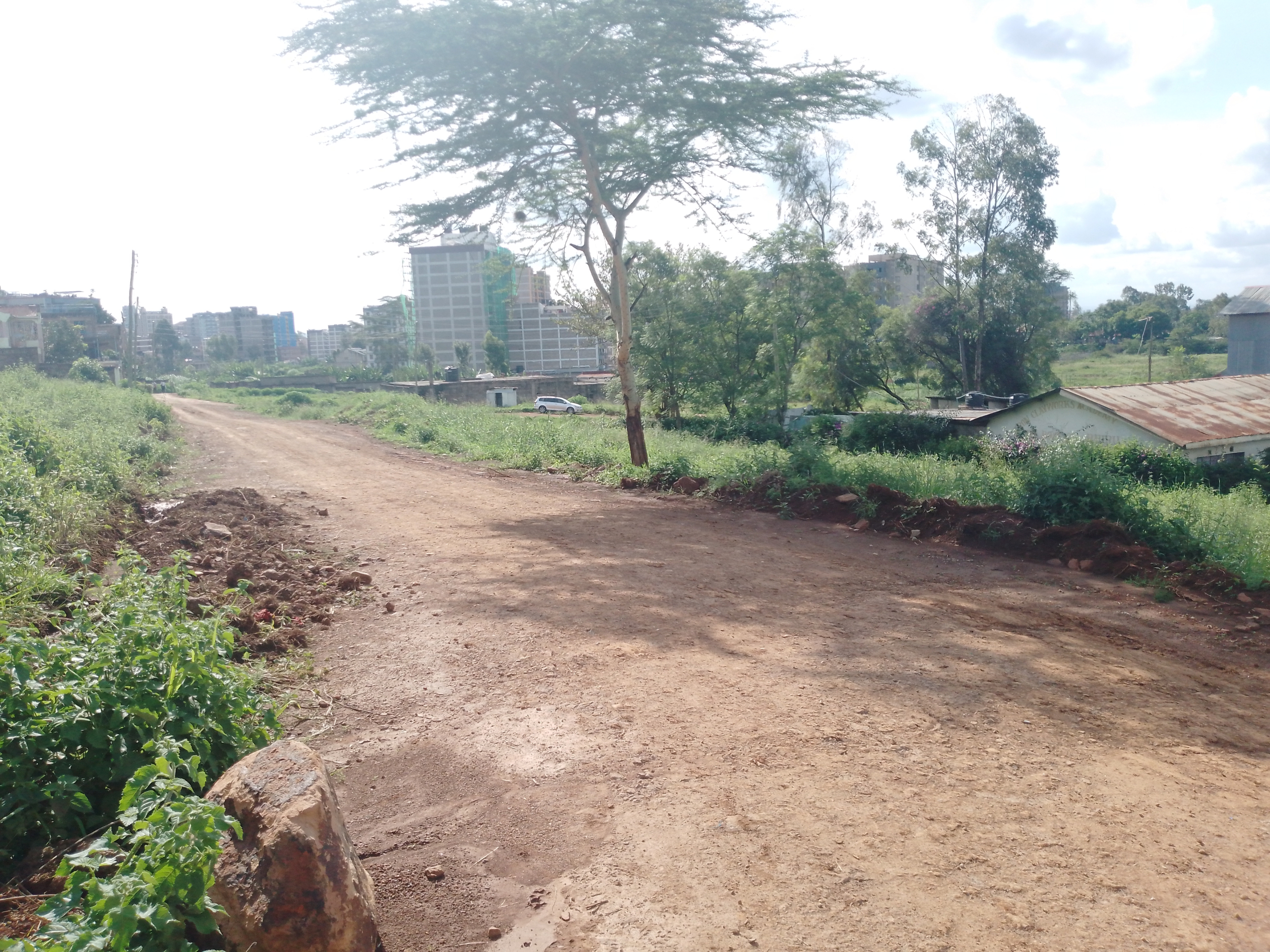 Land for sale in Claycity Githurai