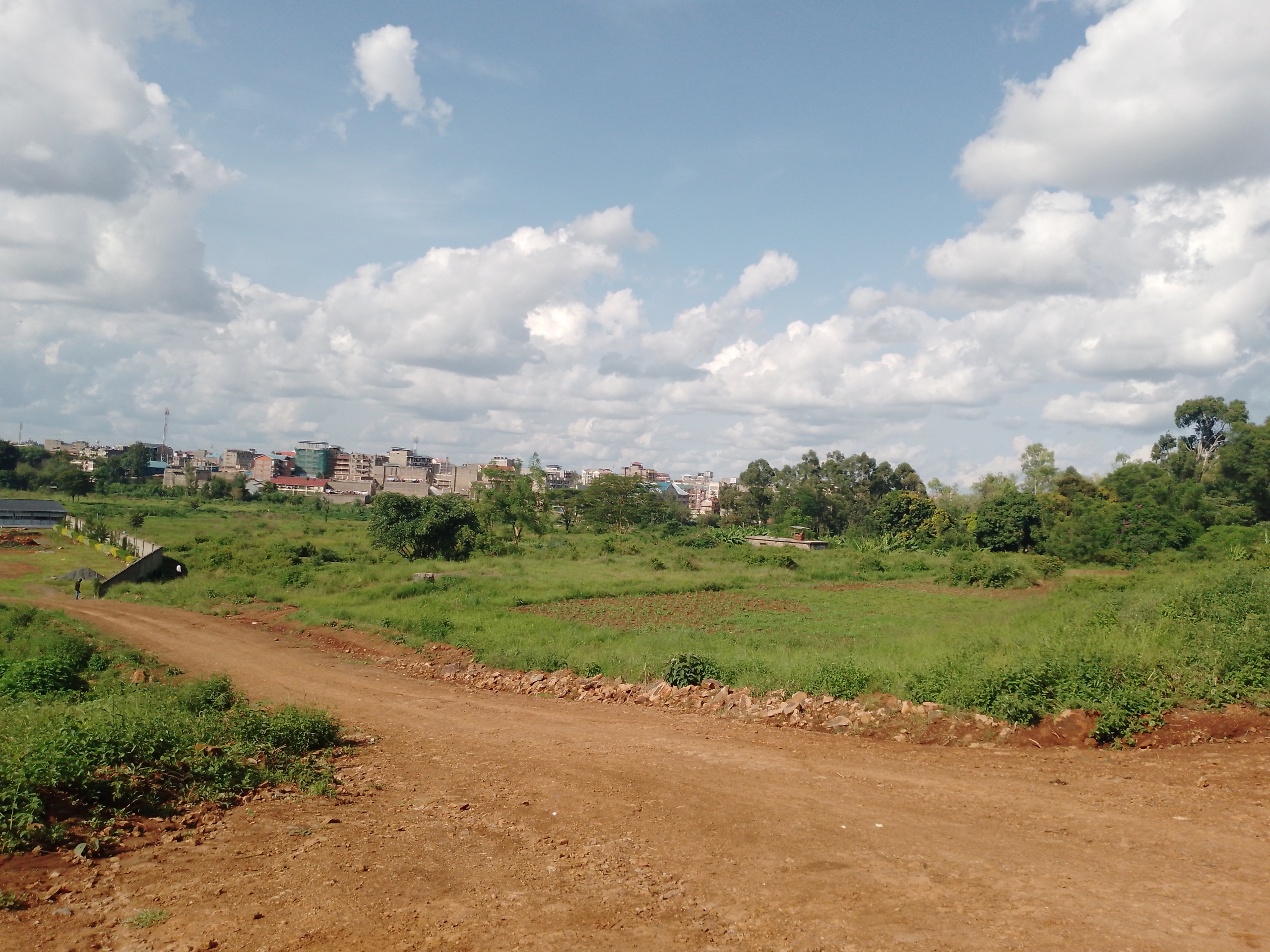 Land for sale in Claycity Githurai