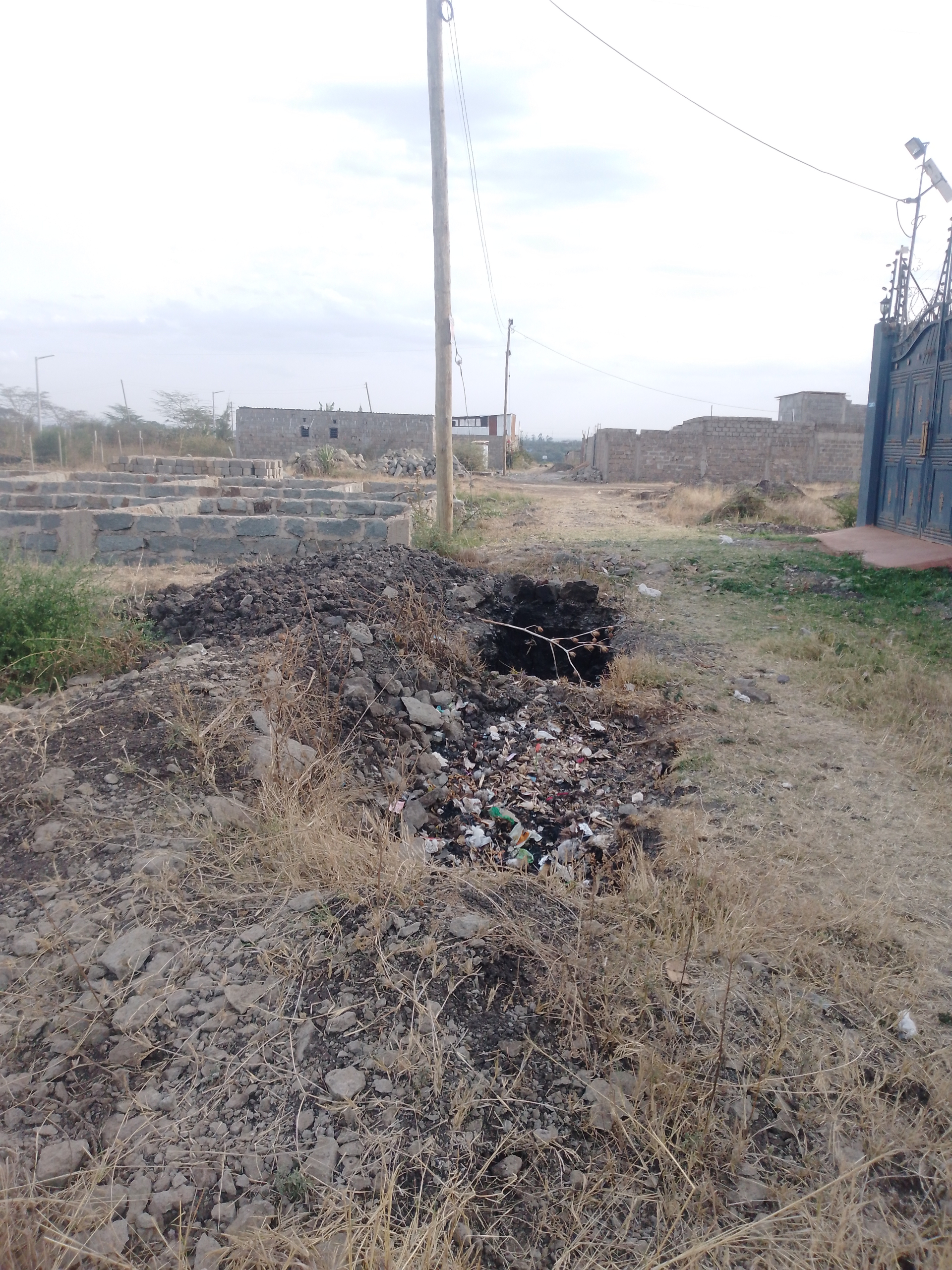 Land for sale in Juja mastore