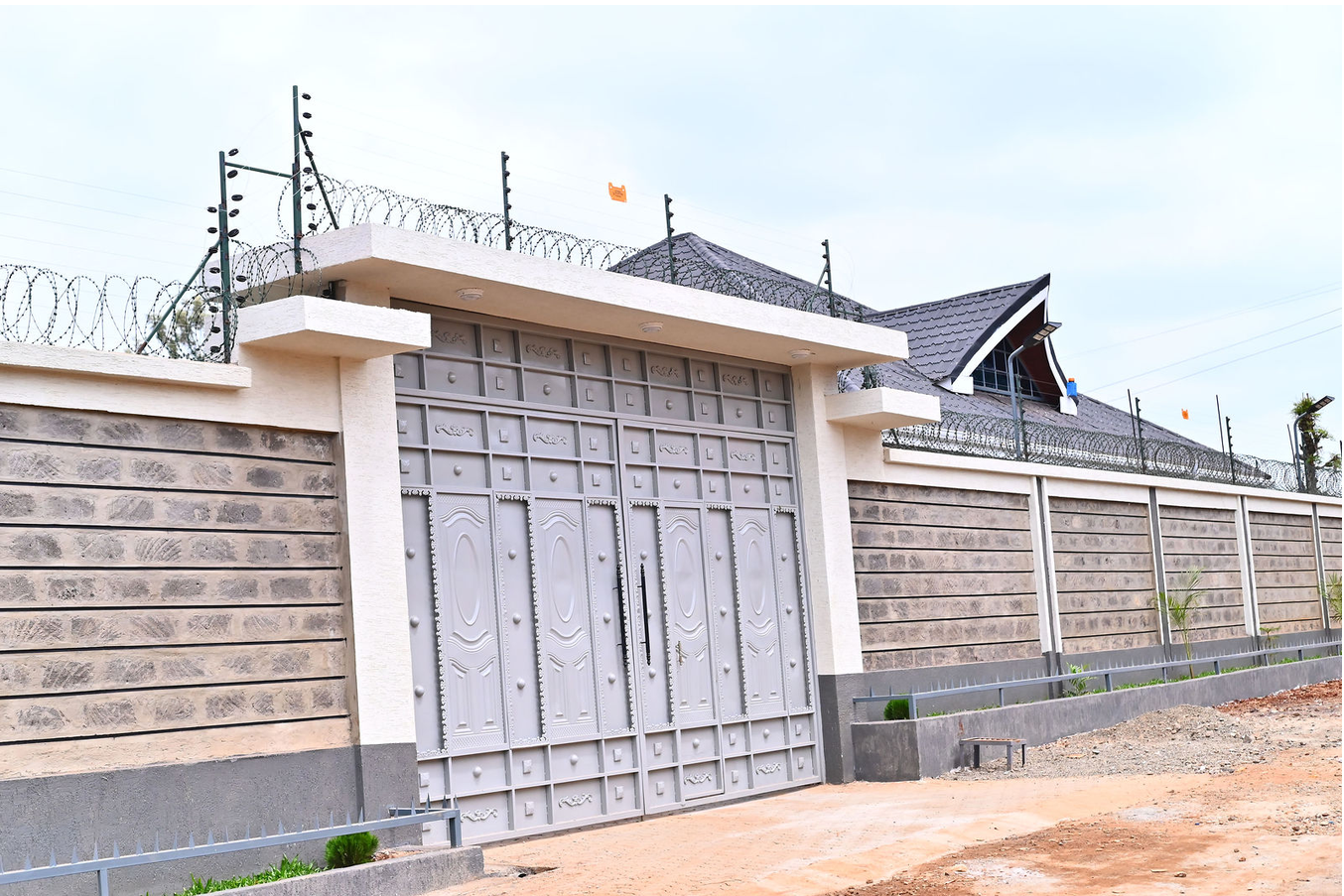 1000462137 3 Bedroom Bungalow Kenol