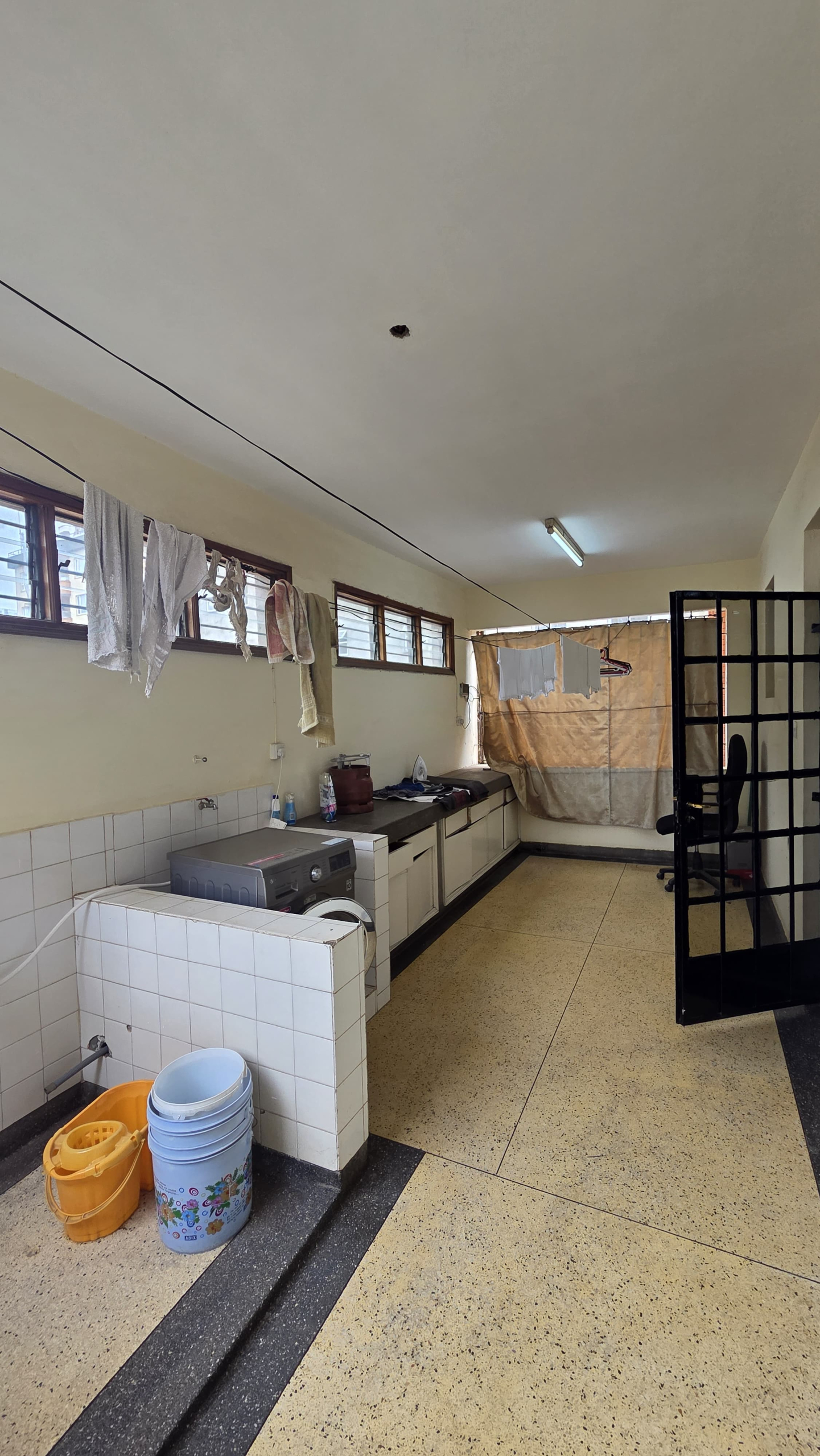 1001337950 Spacious 4-Bedroom Apartment for Sale in Parklands