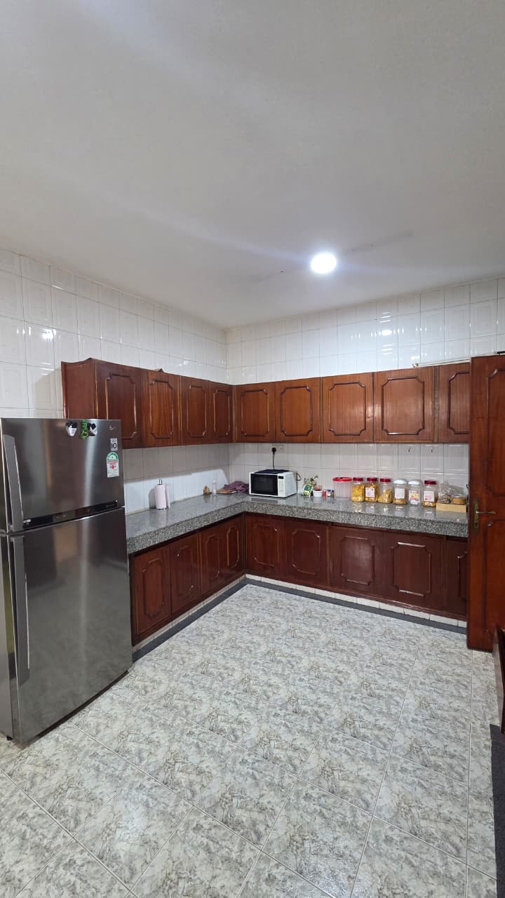 1001337958 Spacious 4-Bedroom Apartment for Sale in Parklands