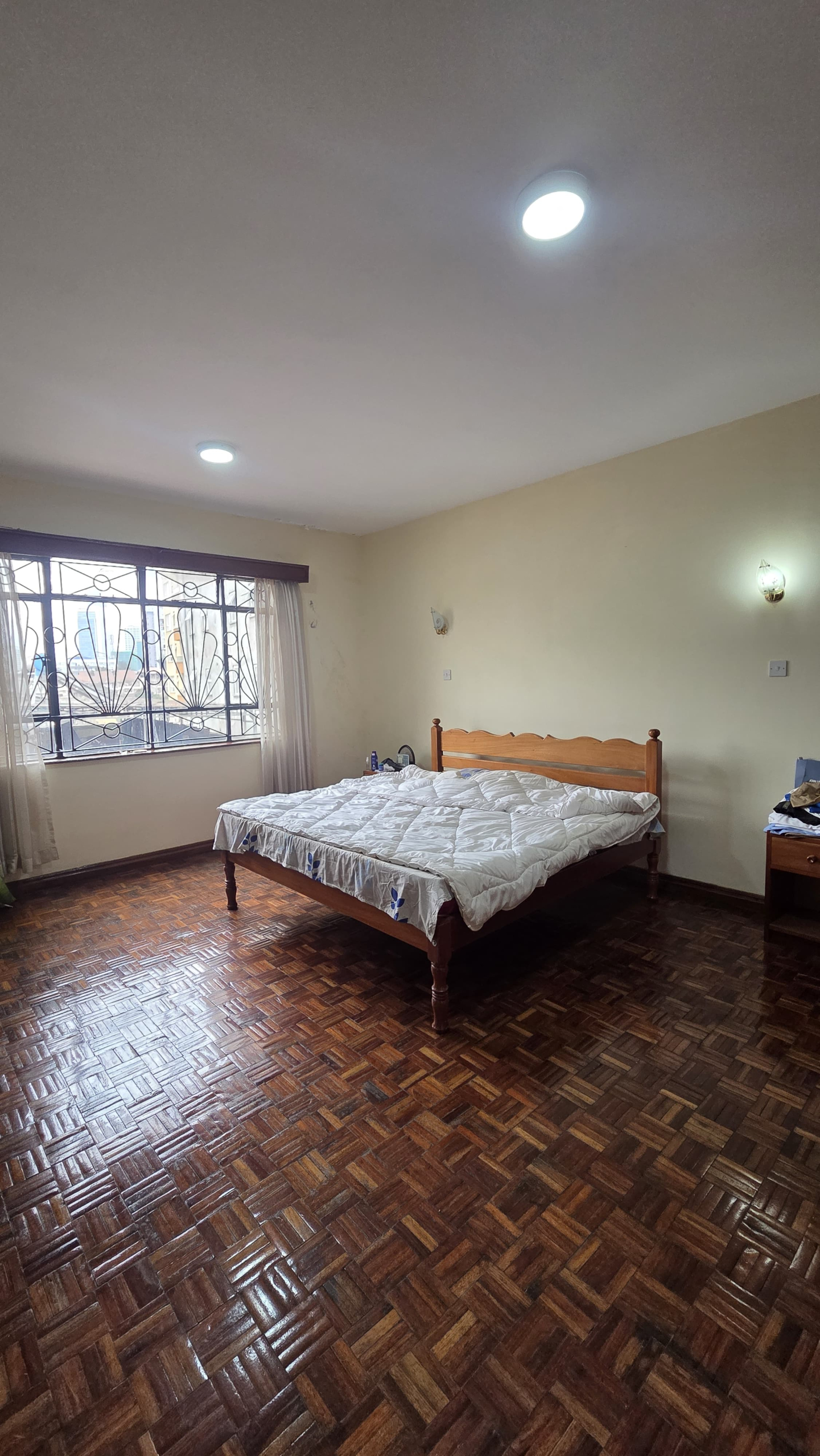 1001338005 Spacious 4-Bedroom Apartment for Sale in Parklands