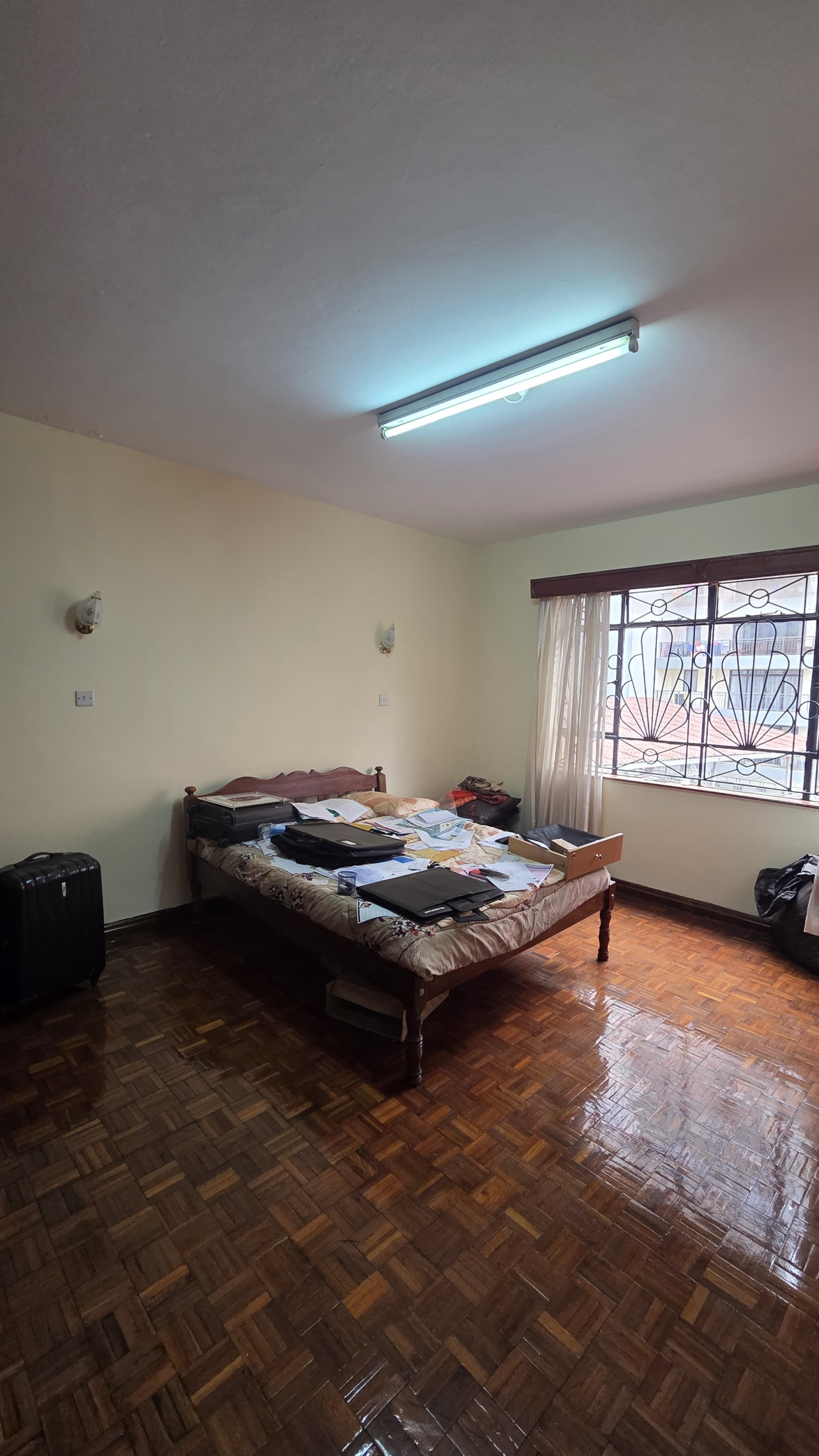1001338014 Spacious 4-Bedroom Apartment for Sale in Parklands
