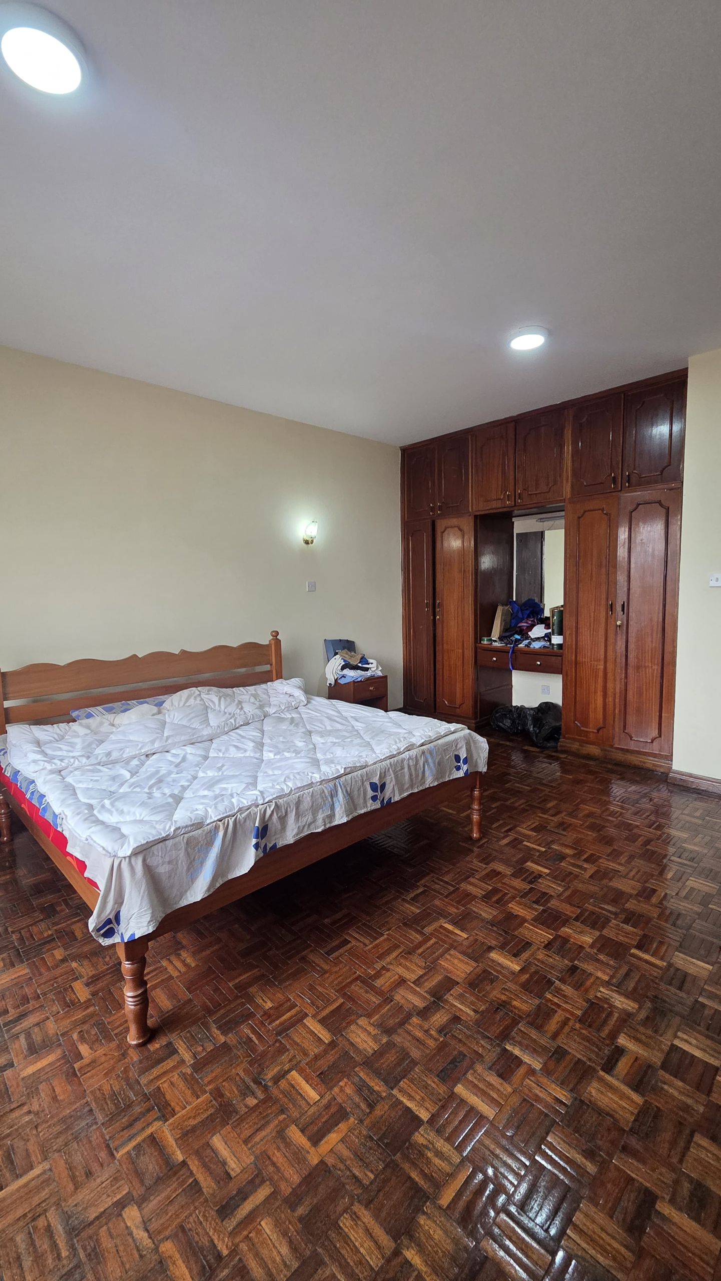 1001338017 Spacious 4-Bedroom Apartment for Sale in Parklands
