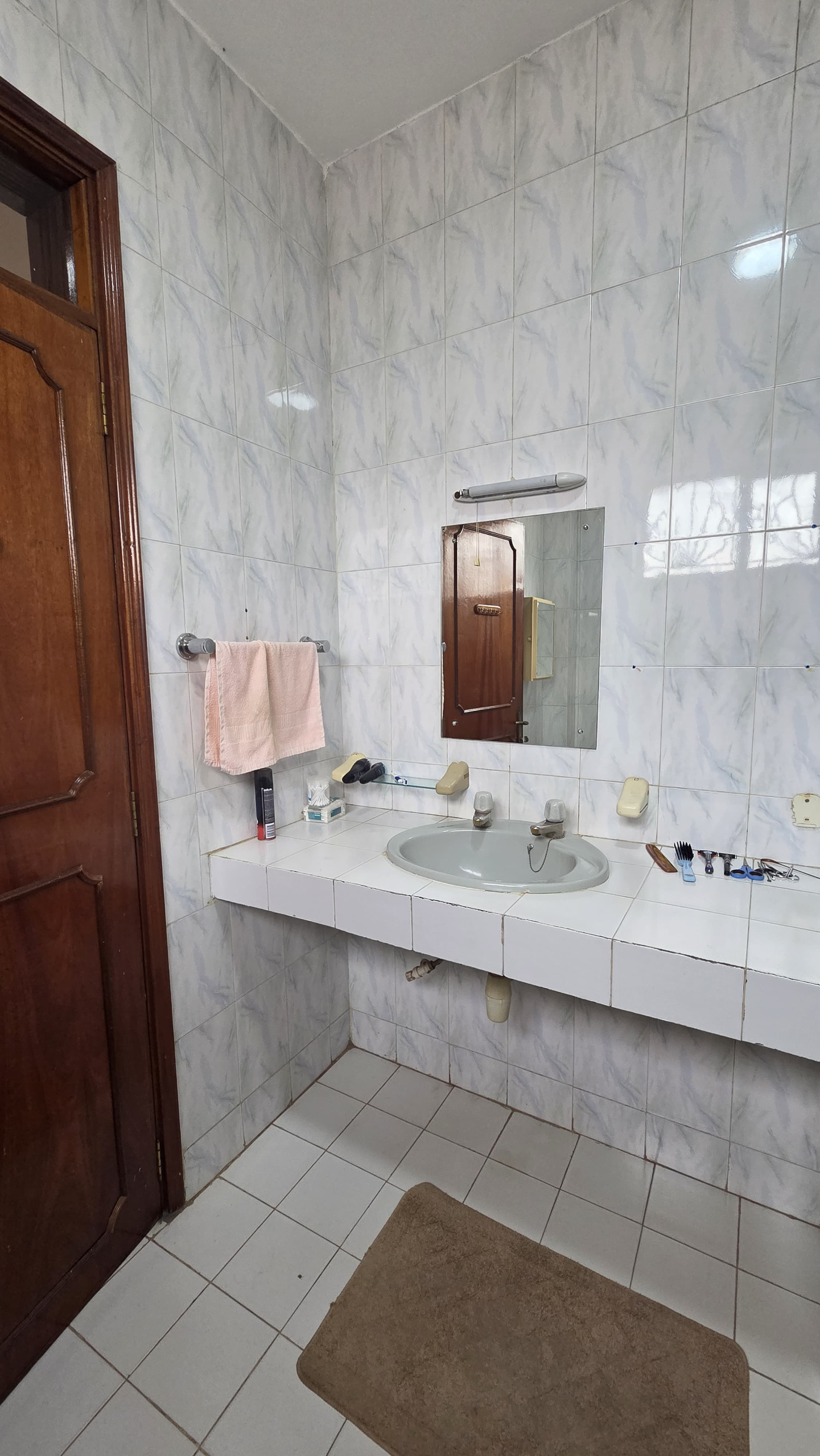 1001338023 Spacious 4-Bedroom Apartment for Sale in Parklands