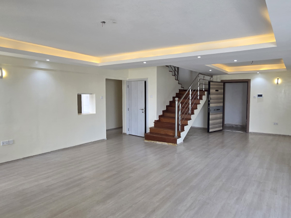 Luxury 5 Bedroom Duplex Elevated Living With Panoramic Uninterrupted City Views