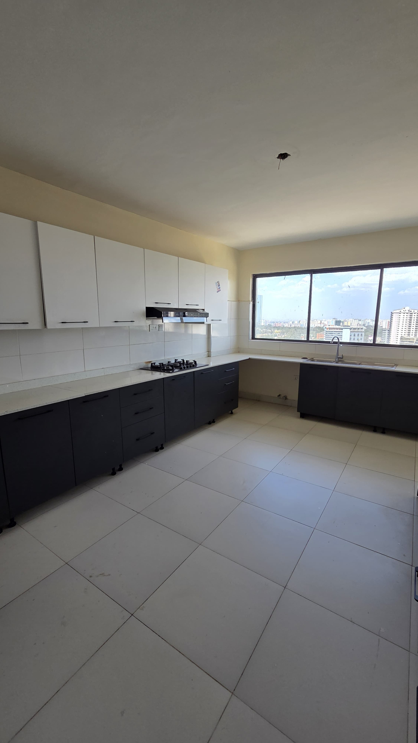 1001350849 Luxury 5 Bedroom Duplex Elevated Living With Panoramic Uninterrupted City Views